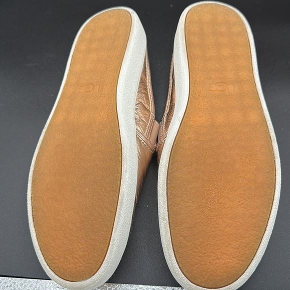 UGG metallic rose gold sneaker slides - Picture 5 of 5